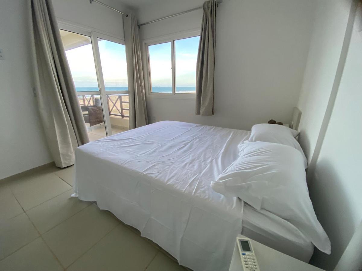 Beachfront Apt & Jacuzzi Taíba Kültér fotó